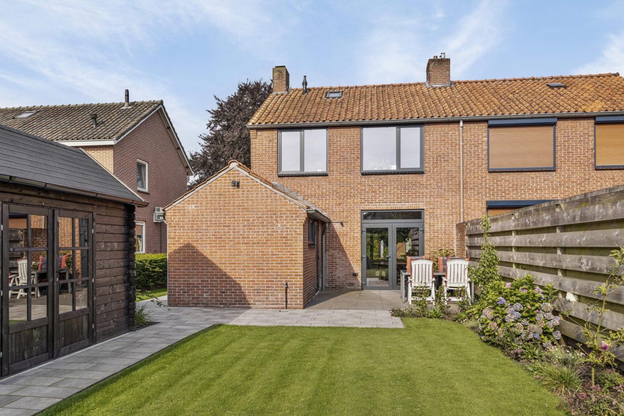 Te koop: Foto Woonhuis aan de Nieuwstraat 21 in Lievelde