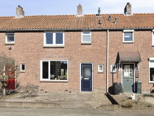 Hoofdfoto van Aalten Eerste Broekdijk 22