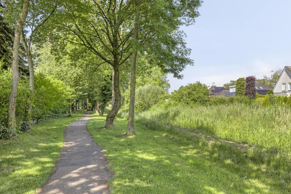 Te koop: Foto Woonhuis aan de Groothuizerlaan 16 in Dinxperlo