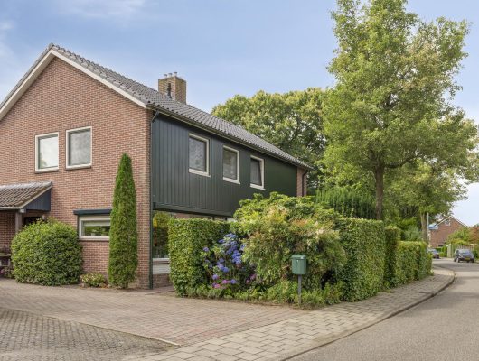 Hoofdfoto van Aalten Trompstraat 7A