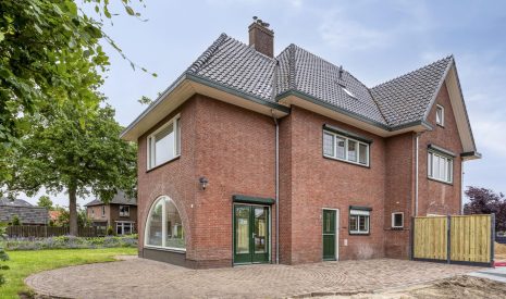 koop  Aalten  Plein-Zuid 7 – Hoofdfoto