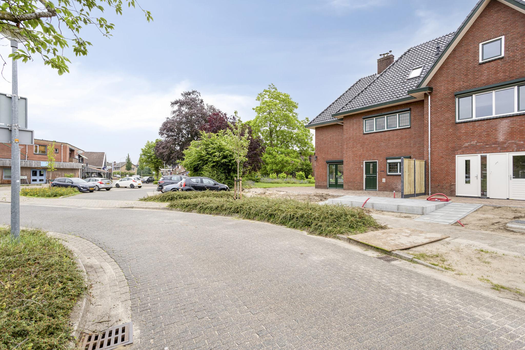 koop  Aalten  Plein-Zuid 7A – Foto 2