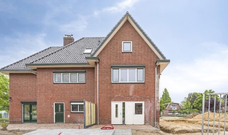koop  Aalten  Plein-Zuid 7A – Hoofdfoto