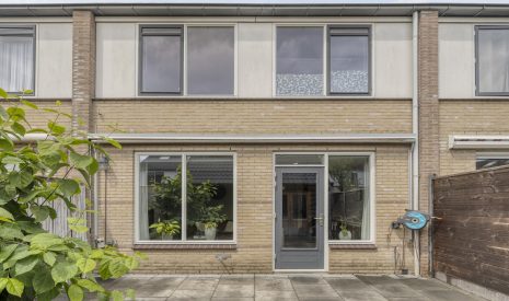 koop  Aalten  Saturnus 40 – Hoofdfoto